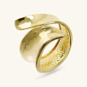 Anello Contrarié Aperto Martellato