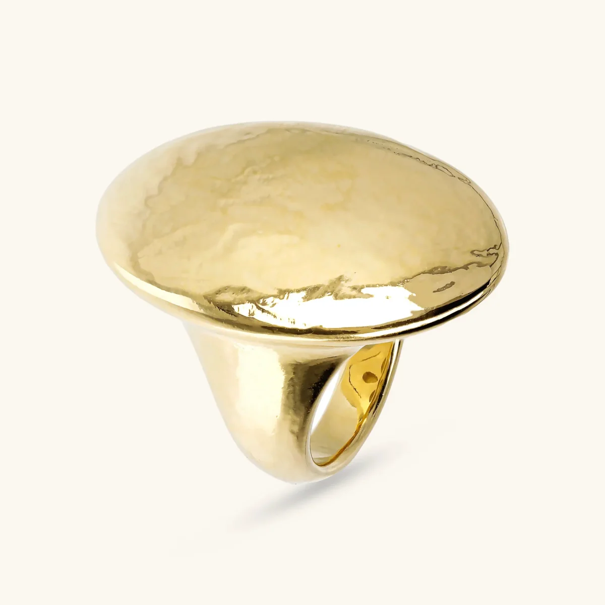 Anello Chevalier Martellato Forma Ovale